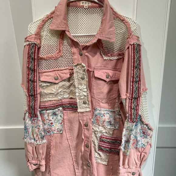 Pol Pink oversized small jacket. - Picture 2 of 5